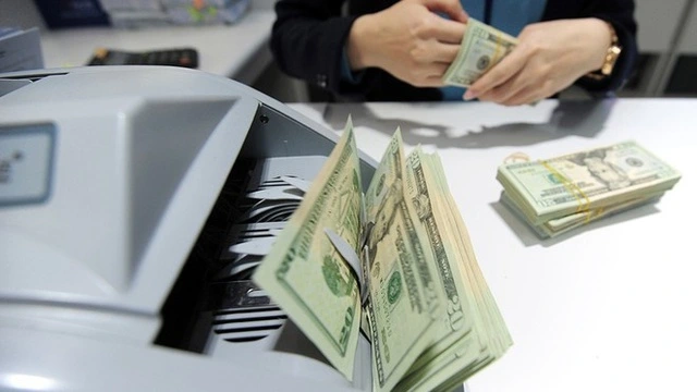 Giá USD hôm nay 3.11.2025: Đô tự do quay đầu giảm - Ảnh 1