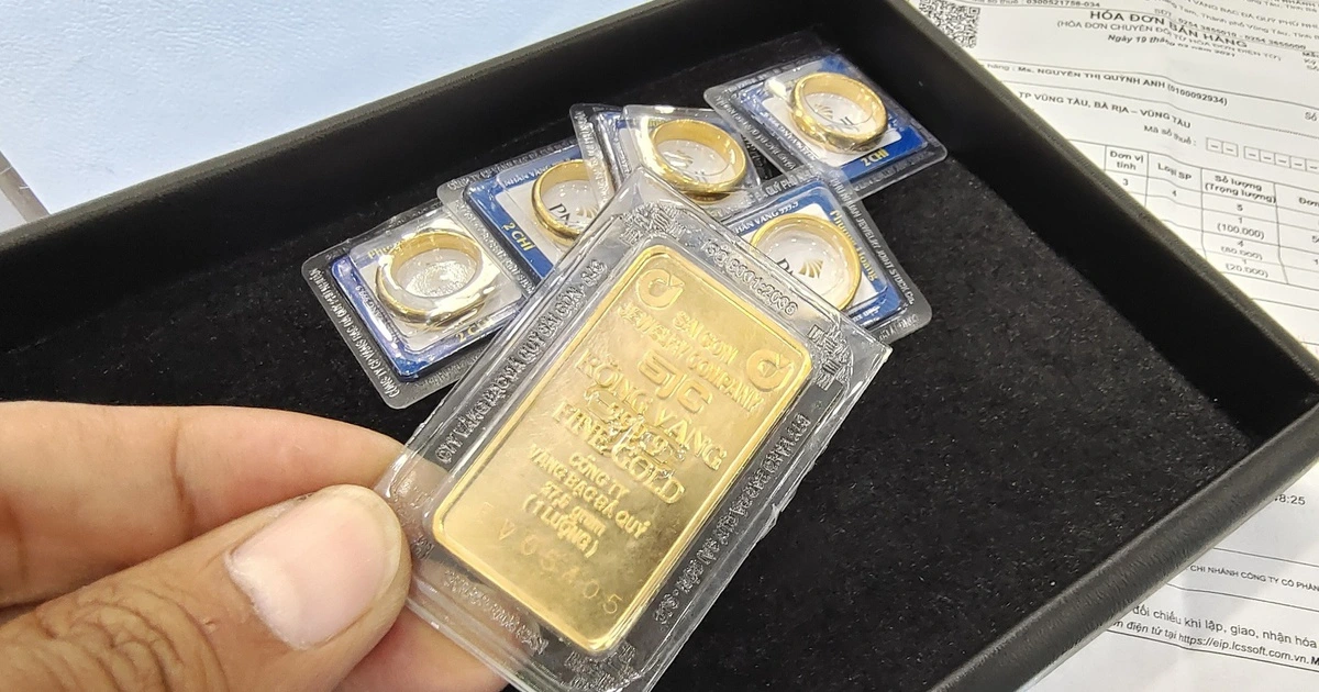 Giá vàng hôm nay 21.11.2025: Vàng miếng cao hơn thế giới gần 21 triệu đồng