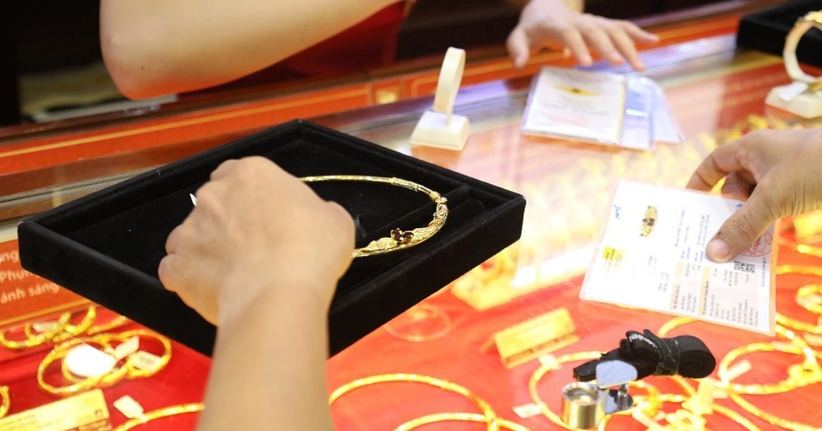 Giá vàng hôm nay 12.11.2025: Chênh lệch mua bán vàng nhẫn vẫn neo cao 3 triệu đồng