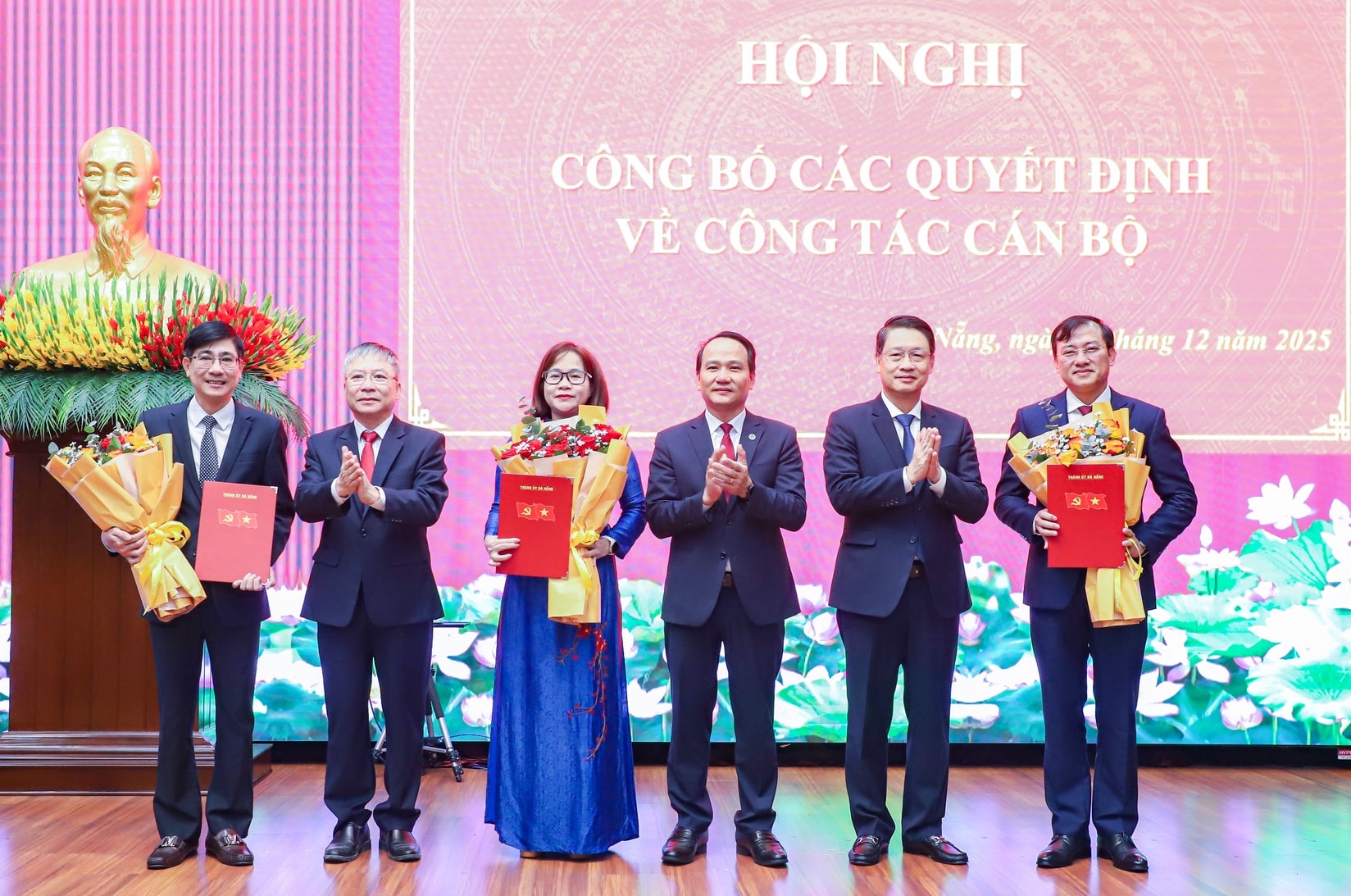 Đà Nẵng công bố nhiều quyết định nhân sự chủ chốt - Ảnh 1