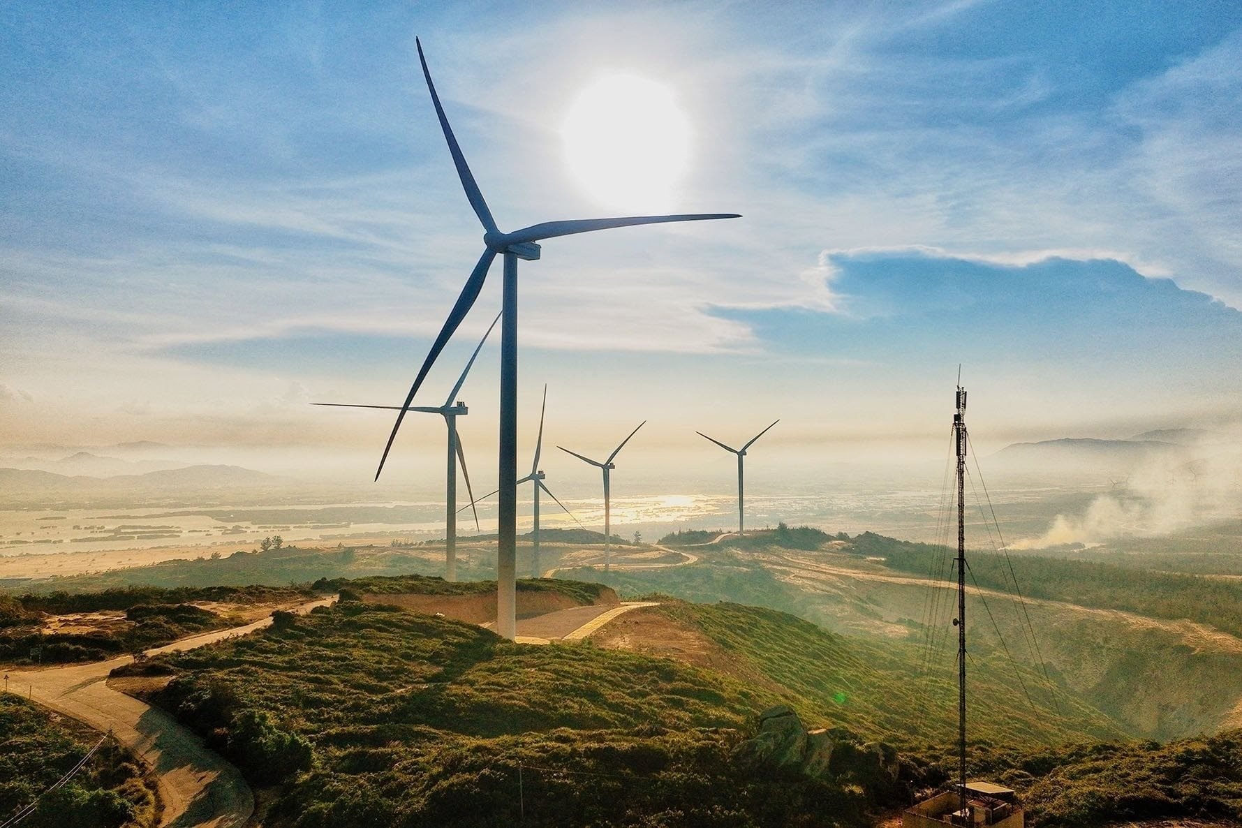 Vừa ra đời thành startup tỷ đô khủng nhất Việt Nam: Khởi công loạt dự án 200.000 tỷ đồng, quy mô công suất bằng cả 3 thuỷ điện Hoà Bình, Sơn La, Lai Châu cộng lại - Ảnh 4