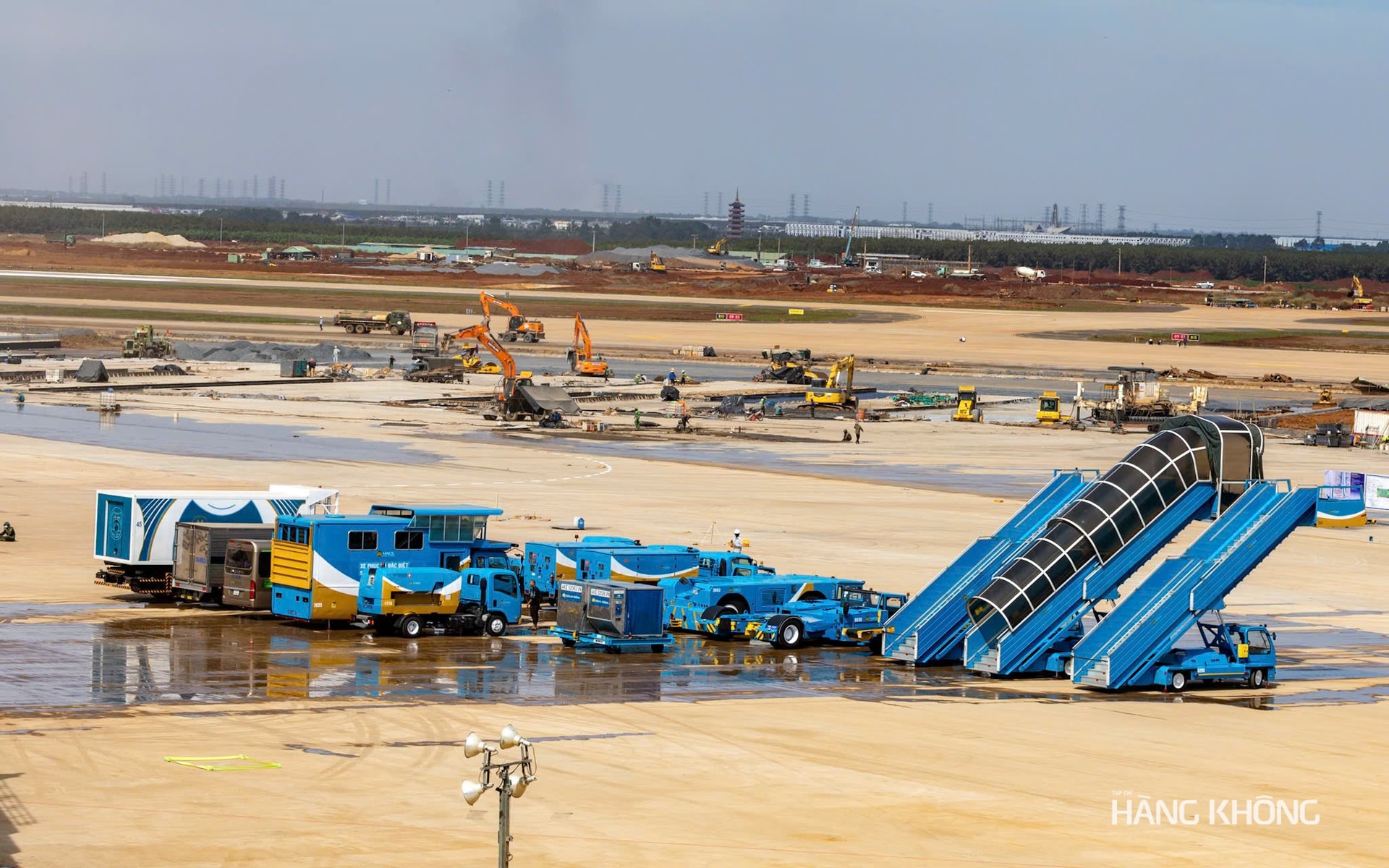 Thời khắc lịch sử: Siêu máy bay vừa 'xông đất' sân bay 16 tỷ USD của Việt Nam - Ảnh 2