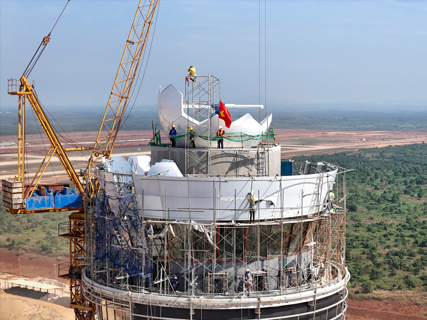 Gấp rút 'vượt nắng, thắng mưa' thi công sân bay Long Thành - Ảnh 2