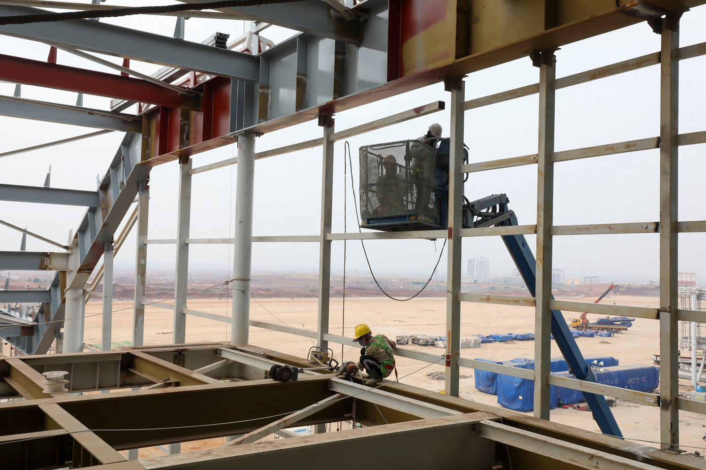 Gấp rút 'vượt nắng, thắng mưa' thi công sân bay Long Thành - Ảnh 9