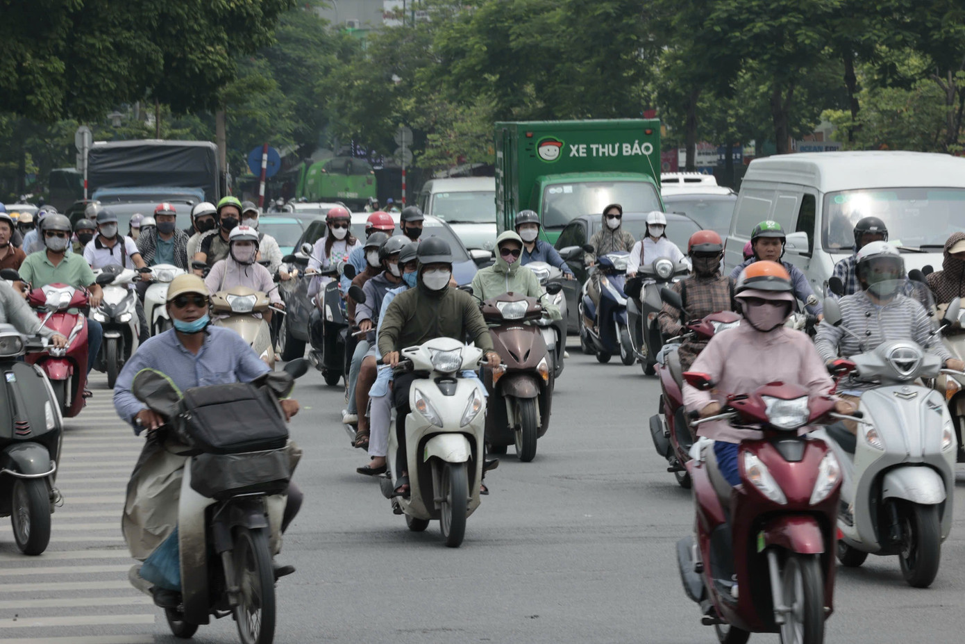 Hỗ trợ chuyển từ xe xăng sang xe điện - Ảnh 1