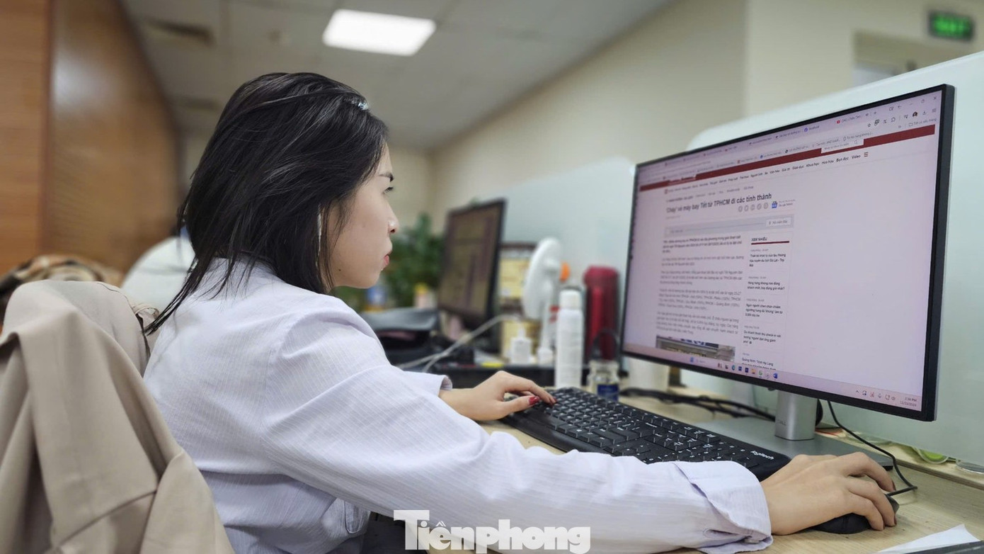 Điểm mới về lương, thưởng, tiền làm thêm giờ của viên chức từ năm 2026 - Ảnh 1