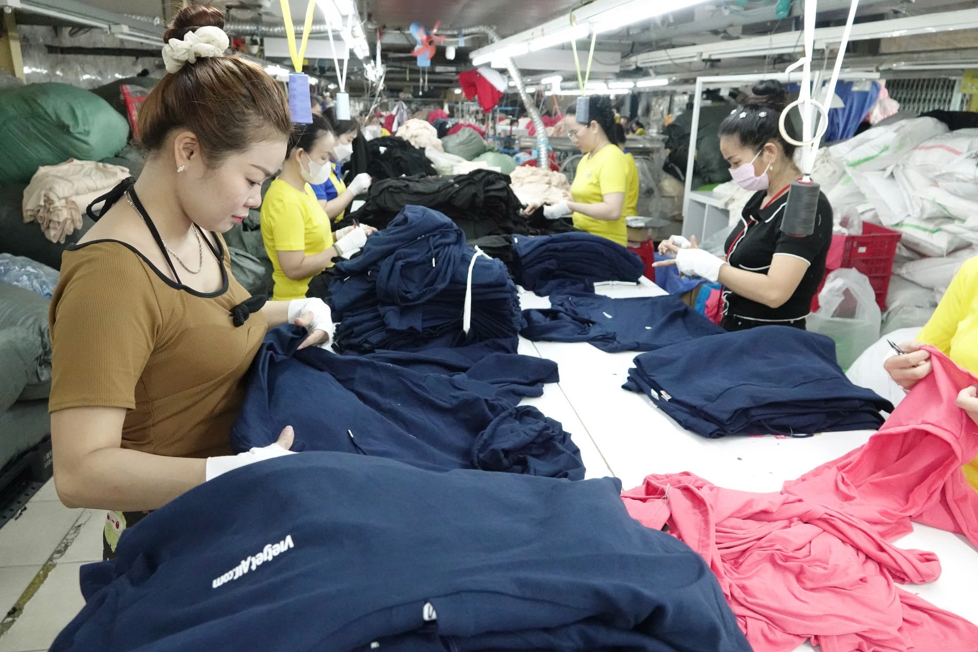 Tiền thưởng lễ, Tết có phải nộp thuế thu nhập cá nhân? - Ảnh 2