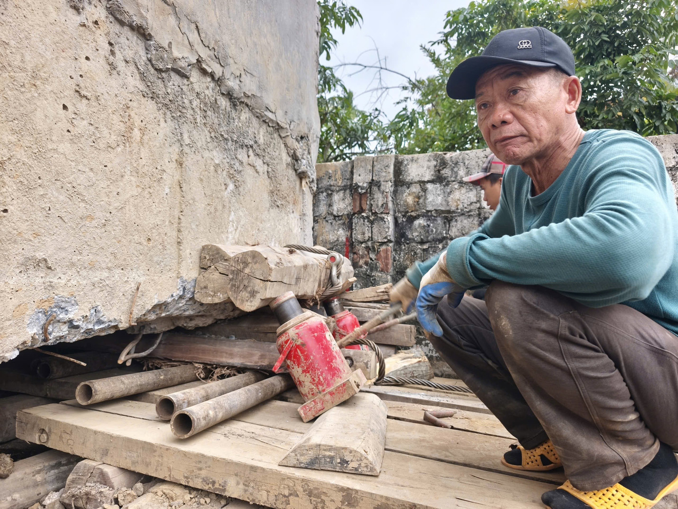 Ngôi nhà xây nhầm ở Hải Phòng được di dời về đúng vị trí - Ảnh 3