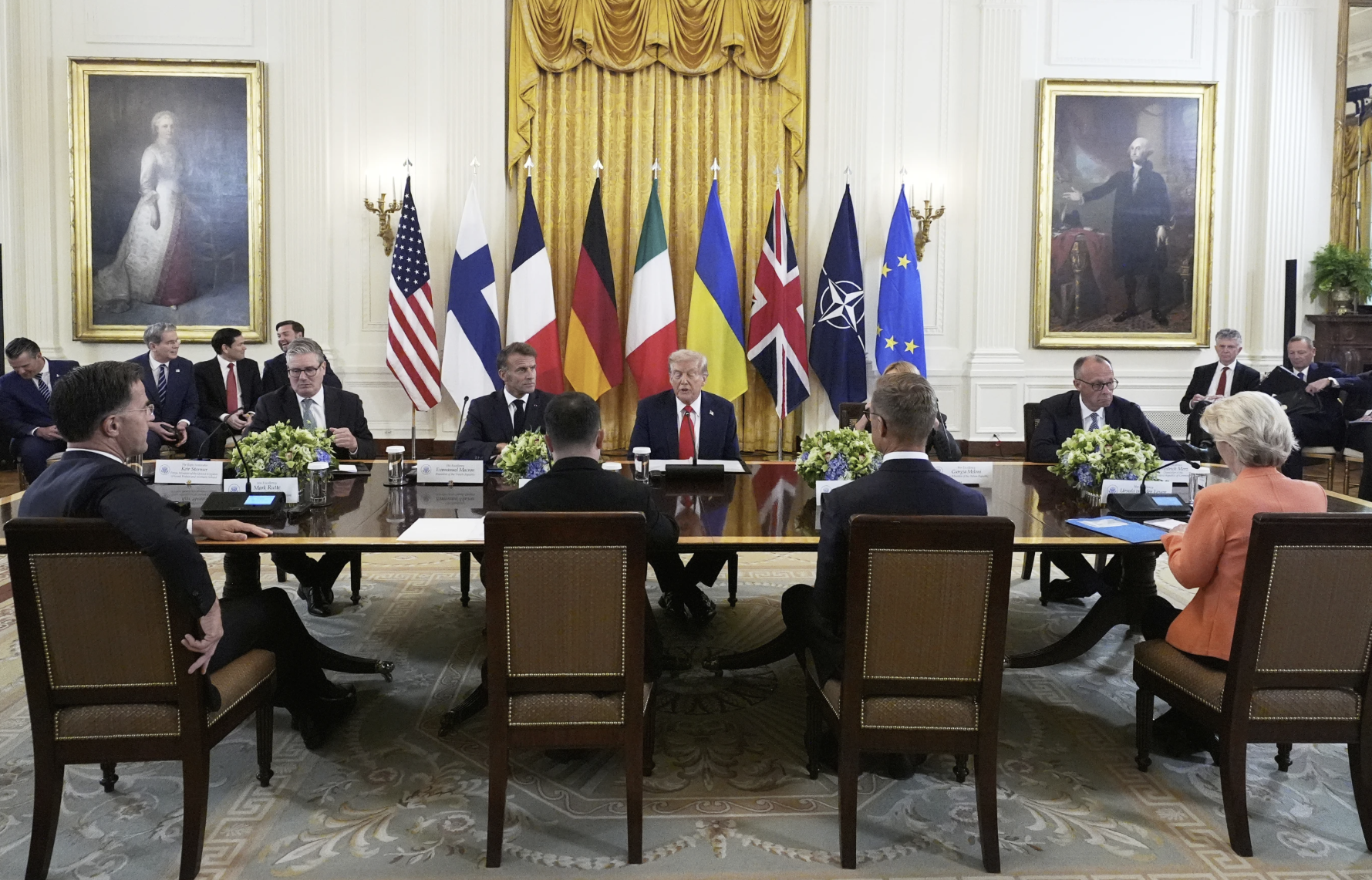 Quan hệ Mỹ - châu Âu thêm rạn nứt - Ảnh 1