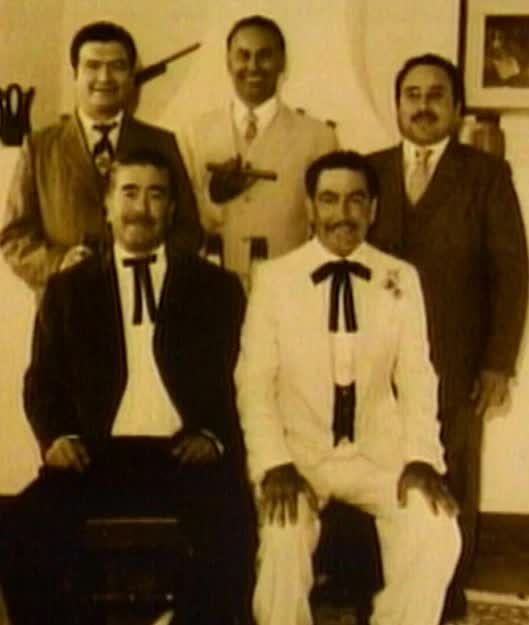 Nguồn vàng dự trữ của cả 1 quốc gia chôn ở sa mạc biến mất, ai giữ bí mật đều lần lượt qua đời: Kho báu đang ở đâu? - Ảnh 2