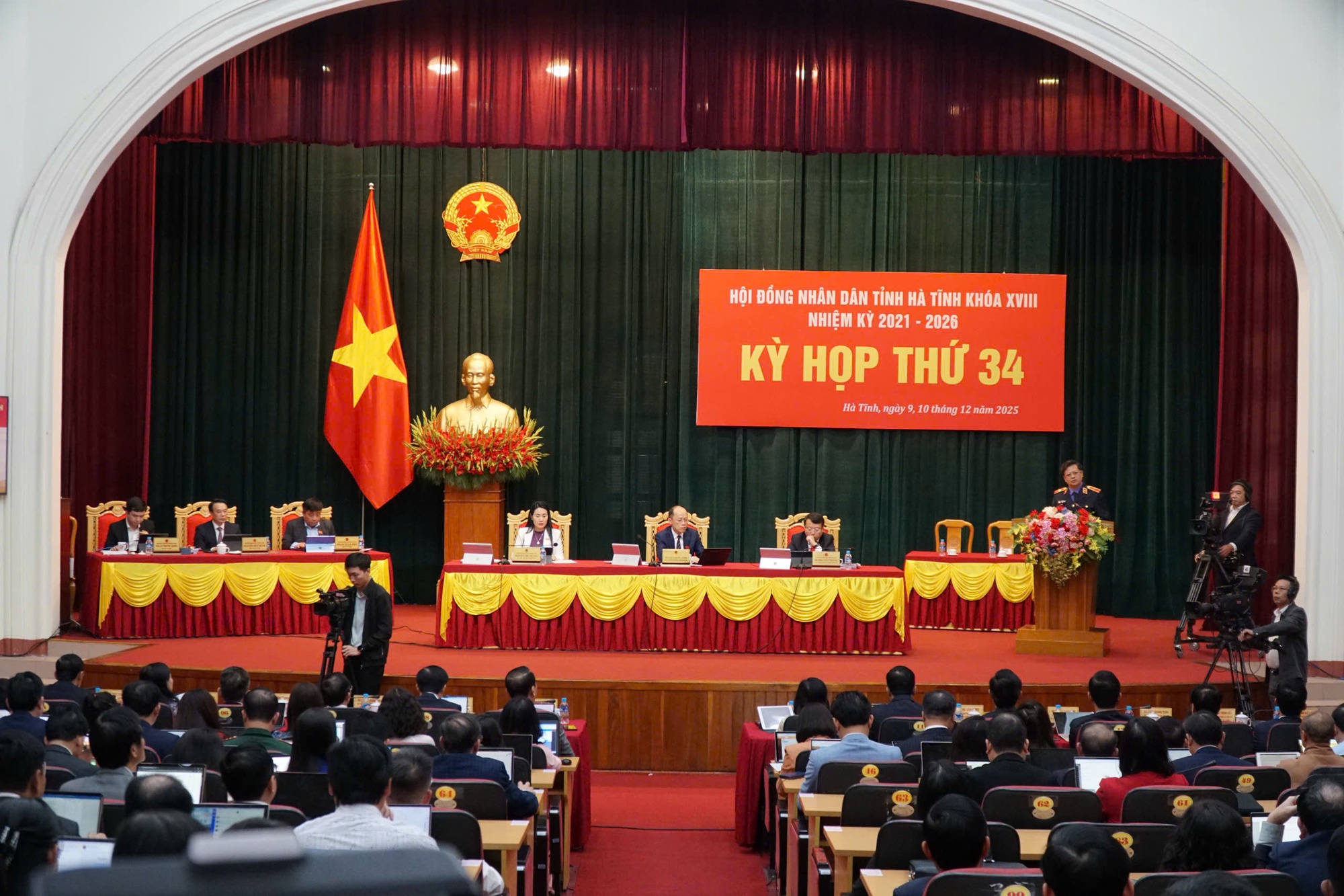 Tỉnh là quê nhà của tỷ phú Phạm Nhật Vượng, nơi sắp khởi động 4 dự án trên 127.000 tỷ đồng của Vingroup đang phát triển ra sao? - Ảnh 1