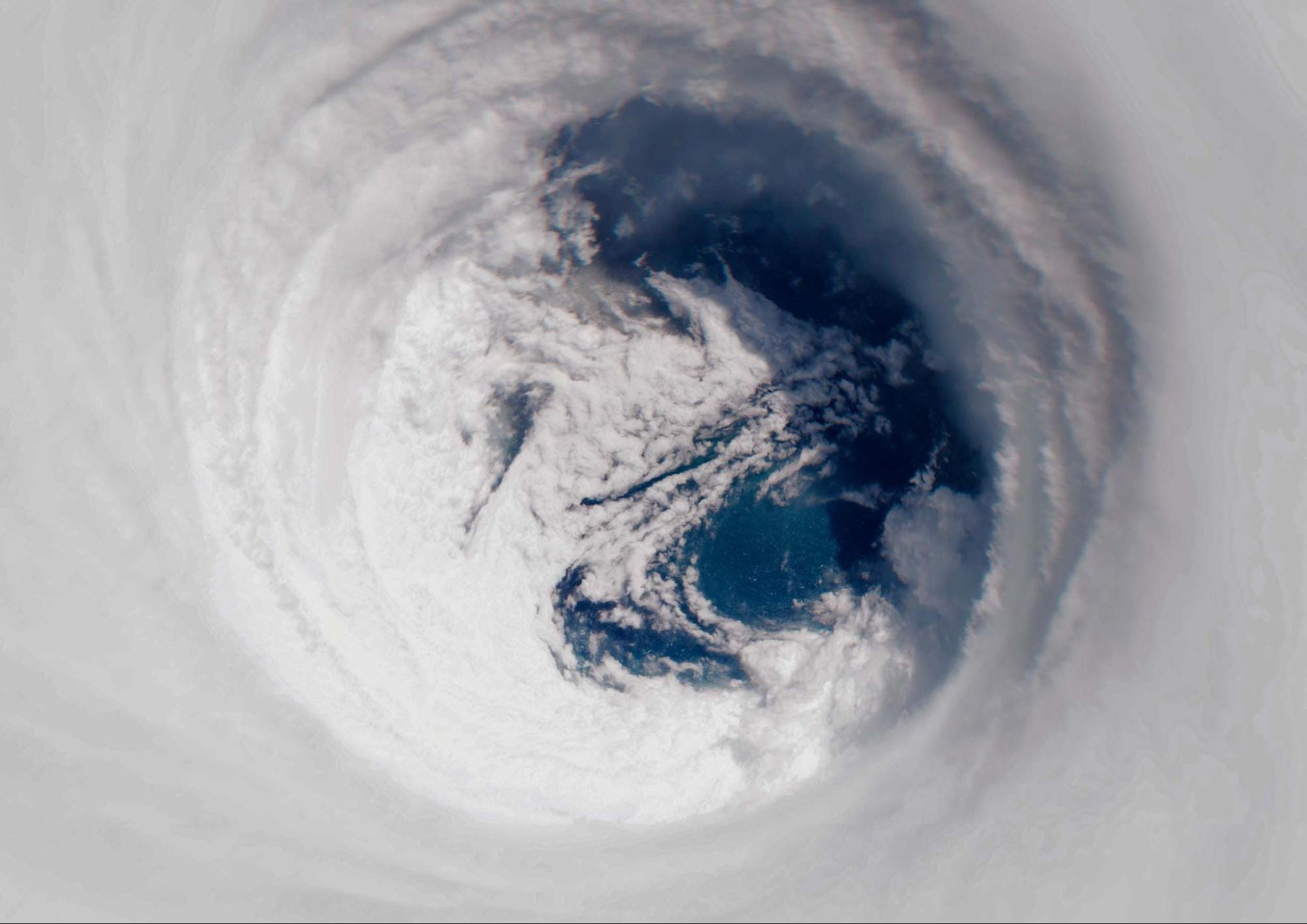 Chùm ảnh: Chúng ta đã sống một năm 2025 như thế nào? - Ảnh 16