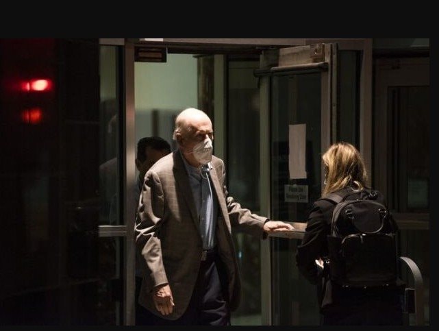 Công chúng phẫn nộ khi tỷ phú giả mất trí để trốn thuế 2 tỷ USD, bị phát hiện vì bạn bè phản bội, trở thành vụ gian lận thuế cá nhân lớn nhất lịch sử Mỹ - Ảnh 3