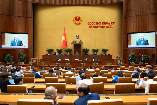 Giảm trên 15% biên chế sự nghiệp hưởng lương từ ngân sách trong 5 năm - Ảnh 2