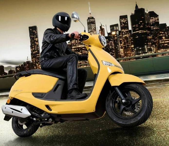 Thách thức Honda Vision, ‘xe ga quốc dân’ mới chính thức ra mắt giá 26 triệu đồng, rẻ gần bằng Wave Alpha - Ảnh 2