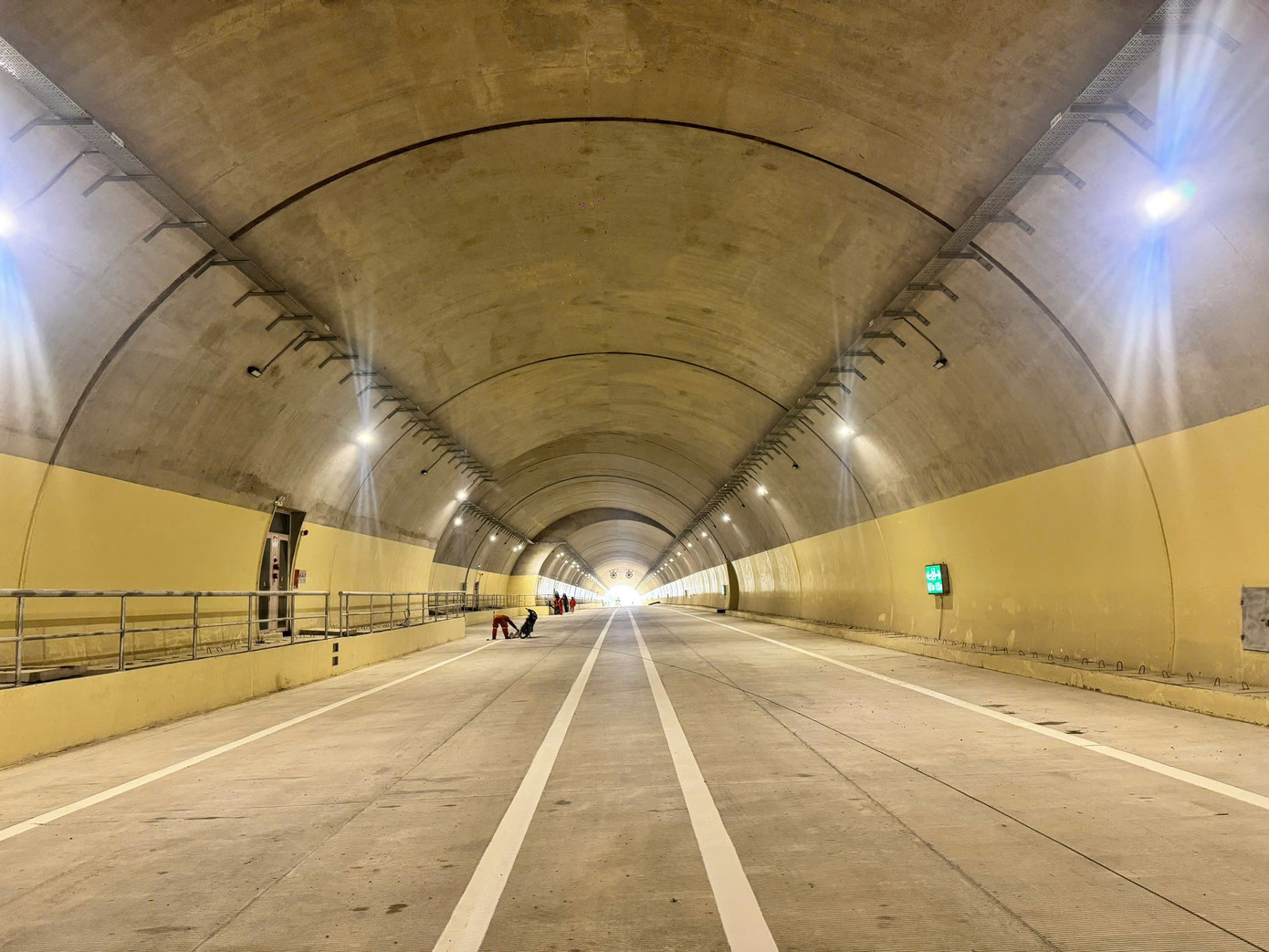 Cao tốc Quảng Ngãi - Hoài Nhơn chuẩn bị về đích trước 8 tháng - Ảnh 3