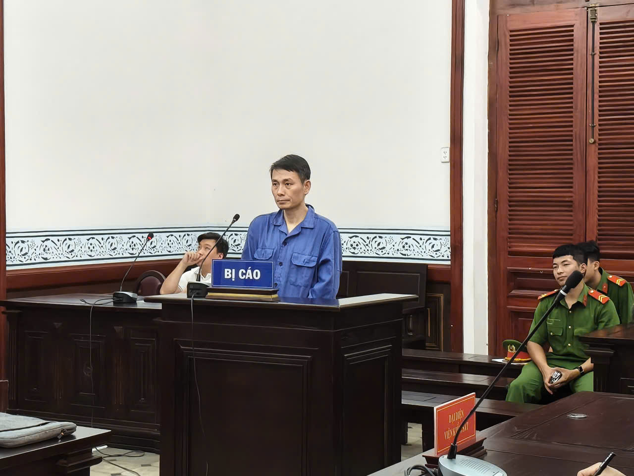 Bịa chuyện vay vốn ngân hàng, đấu thầu khách sạn Windysails để lừa đảo - Ảnh 1