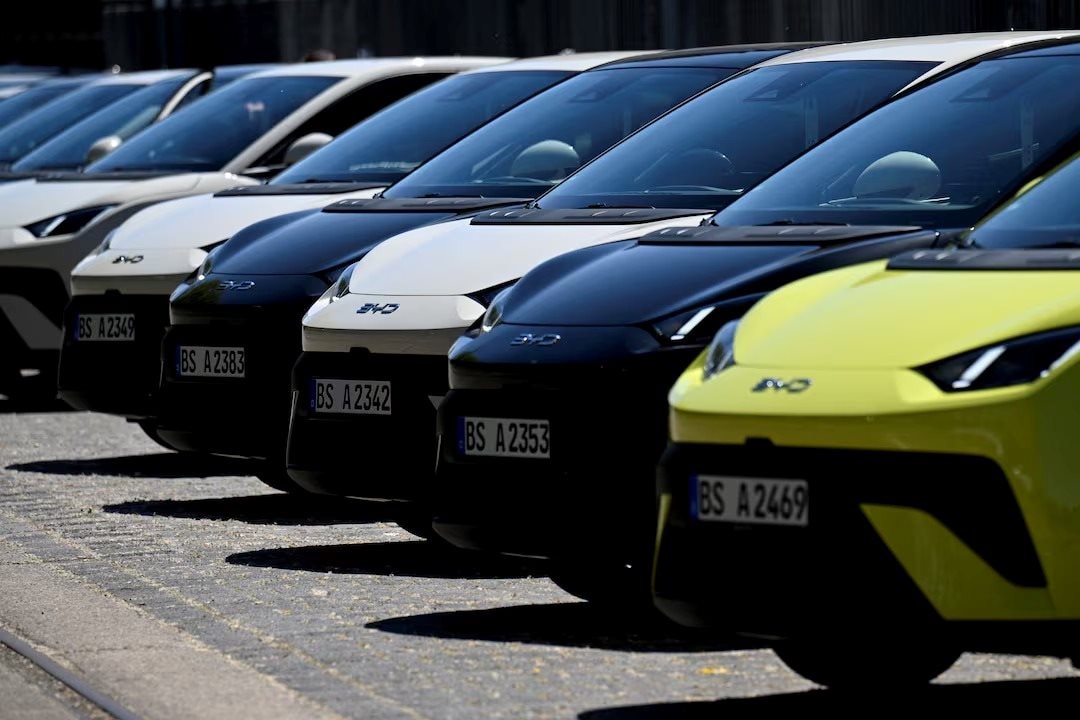 Một hãng xe điện Trung Quốc tăng doanh số 200% ở châu Âu - có phải đây là lý do EU vội vàng gỡ bỏ lệnh cấm xe xăng? - Ảnh 1