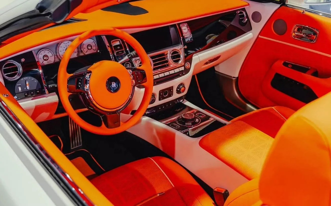 Rolls-Royce Dawn độ độc lạ, chỉ có 25 chiếc toàn cầu - Ảnh 6