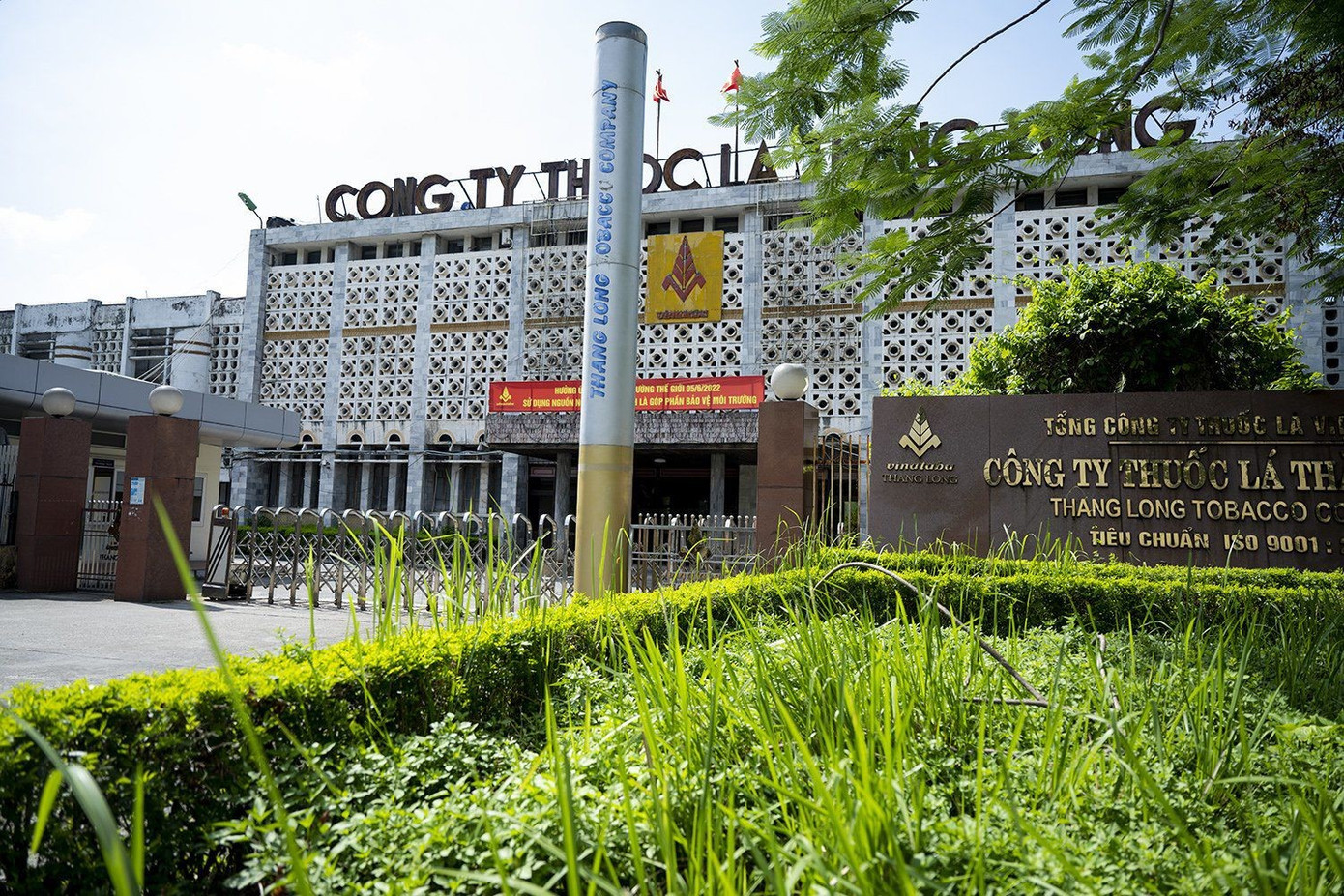 Thành phố Hà Nội quyết liệt giảm ô nhiễm không khí: Di dời cơ sở sản xuất công nghiệp - Ảnh 2