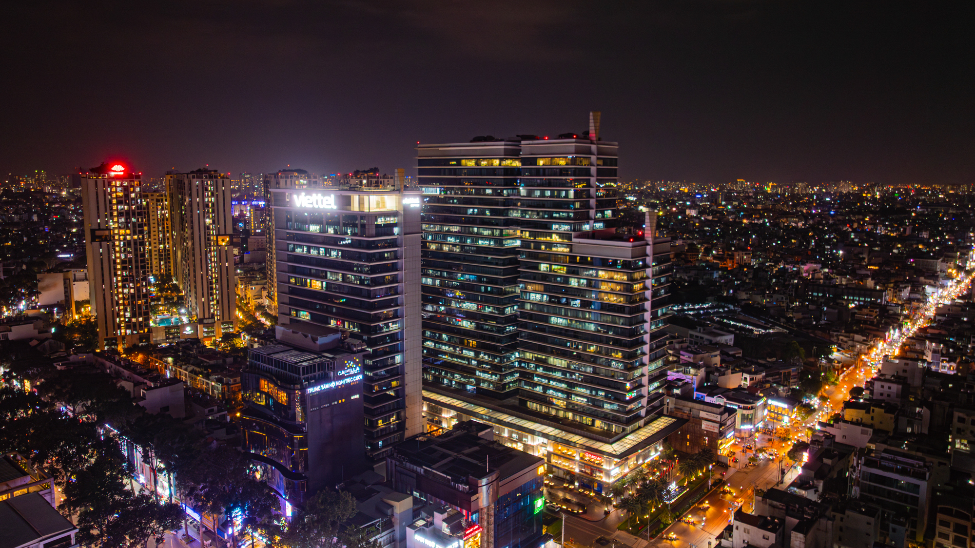 Không chỉ đóng hàng nghìn tỷ đồng tiền thuế, các công ty này còn thắp sáng cả bầu trời đêm TP.HCM - Ảnh 5