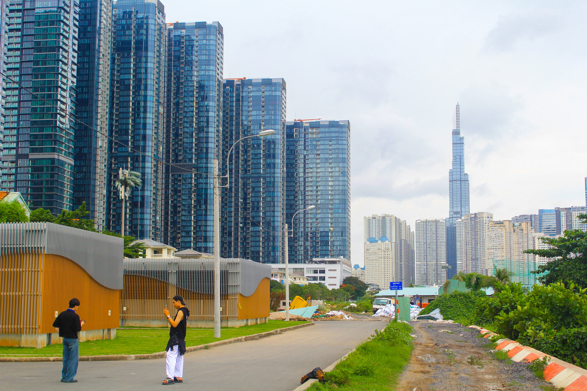 Toàn cảnh khu vực được đầu tư hơn 50.000 tỷ làm metro, sẽ khởi công sau 2 tháng nữa ở TP.HCM - Ảnh 5