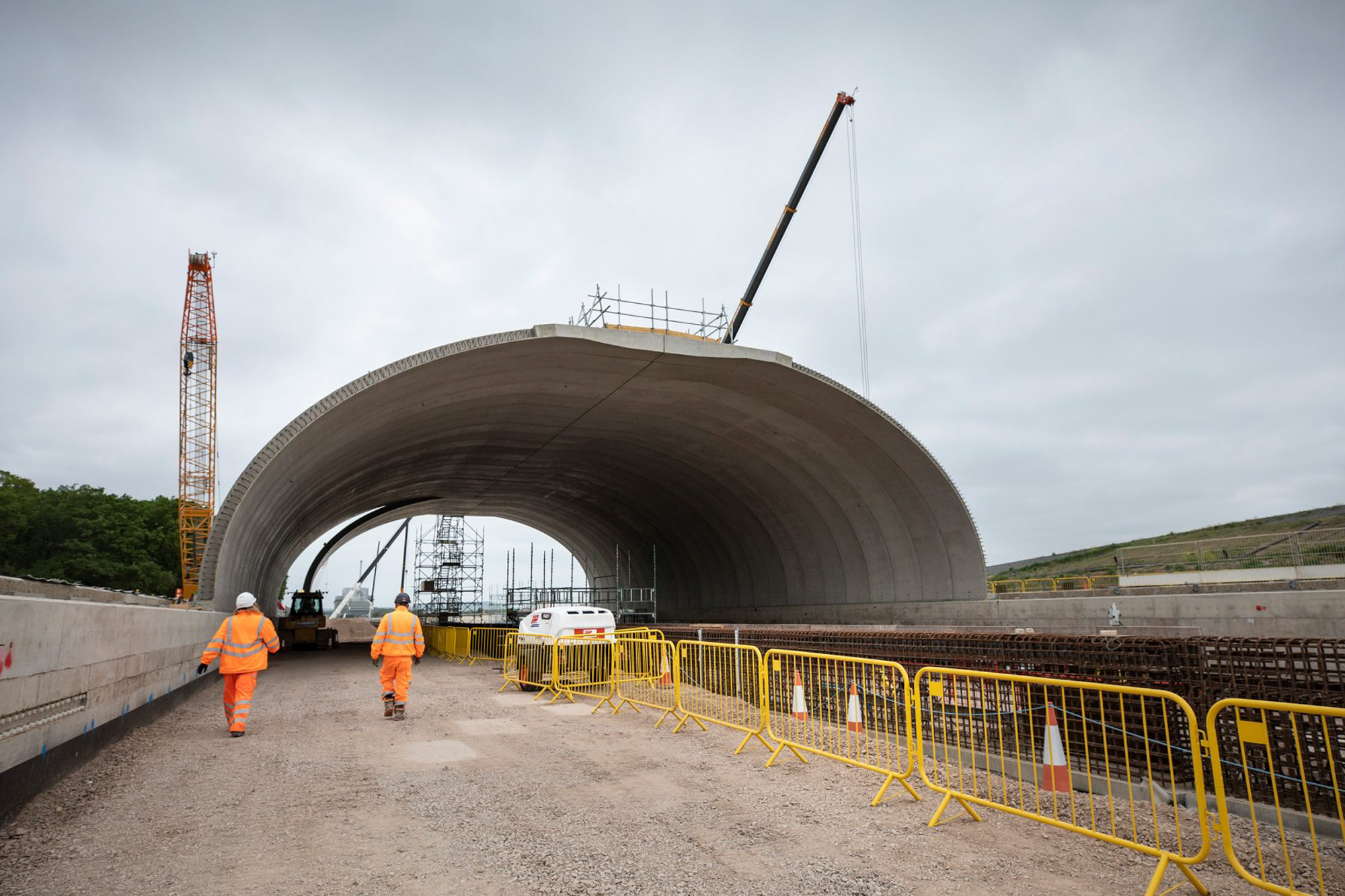 Vingroup khởi công đường sắt cao tốc sau chưa đầy một năm: Tốc độ kinh ngạc, Mỹ – Pháp – Nhật cũng thua xa - Ảnh 5