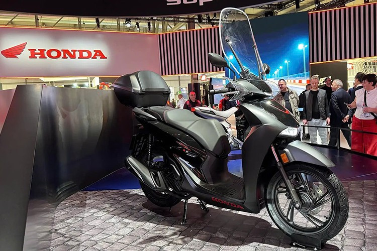 "Vua xe ga" SH 350i 2026 của Honda mới ra mắt, có gì đặc biệt mà giá rẻ bất ngờ - Ảnh 1