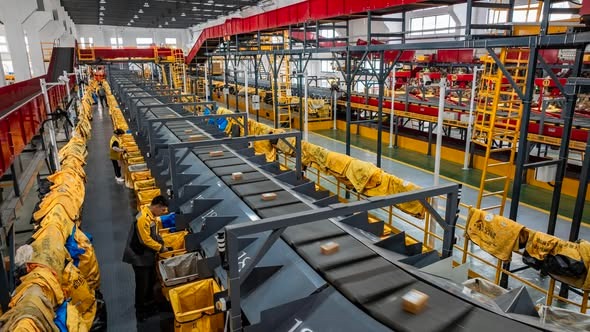 1 giây trôi qua có 6.200 đơn hàng ship ở Trung Quốc, cả năm lập kỷ lục 180 tỷ bưu kiện - Ảnh 2