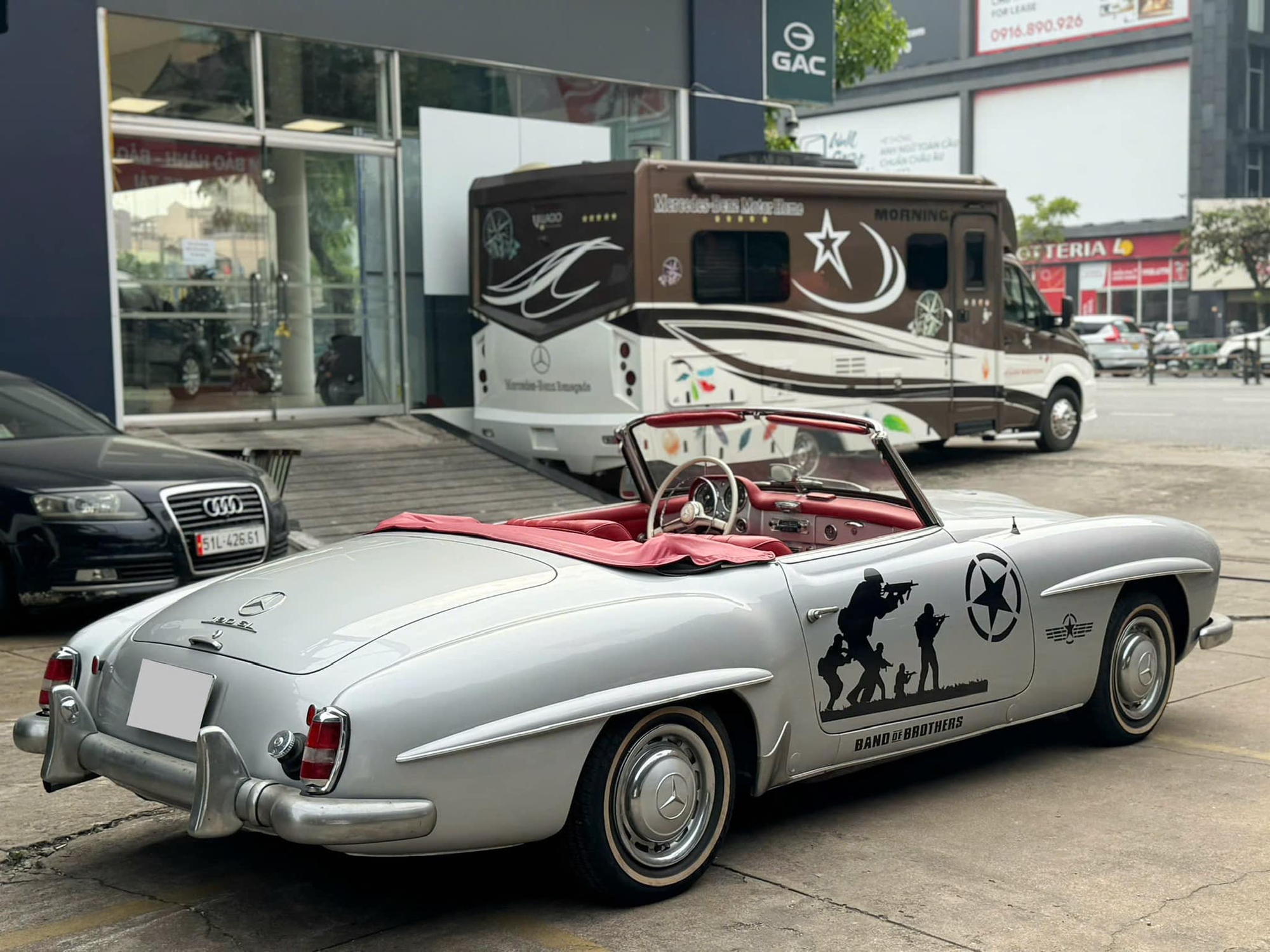Hàng hiếm Mercedes-Benz 190 SL giá 13 tỷ đồng lên sàn: ‘Món đồ chơi’ cùng gu với ông Đặng Lê Nguyên Vũ, cả Việt Nam chỉ có vài chiếc - Ảnh 5