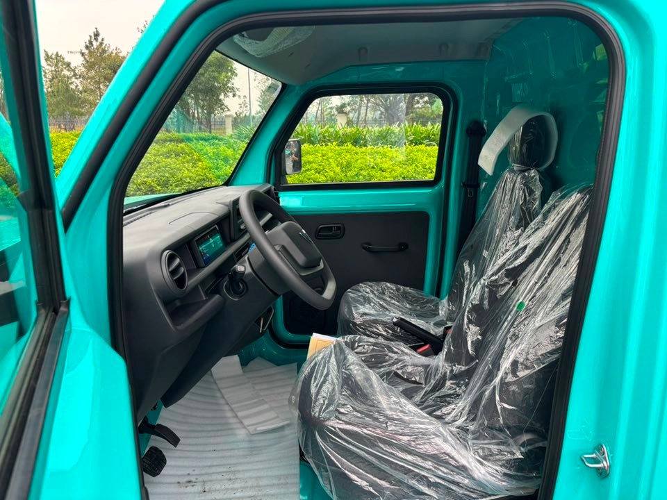 Công ty của ông Phạm Nhật Vượng tung dịch vụ xe tải nội đô, giá cước từ 110.000 đồng/chuyến - Ảnh 4