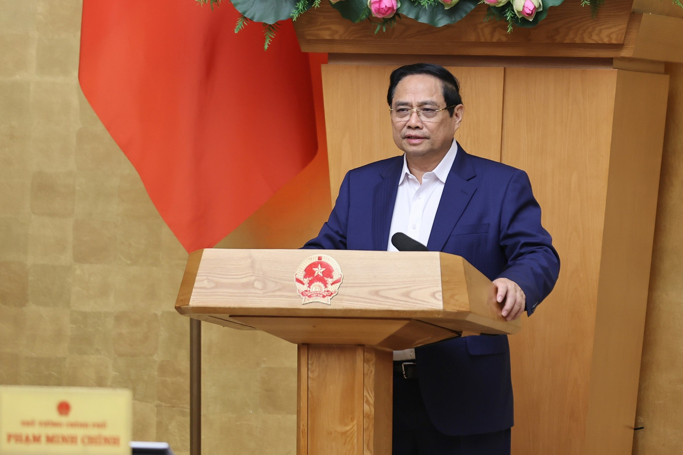 Giá vàng, bất động sản neo cao, áp lực lớn về lạm phát - Ảnh 1