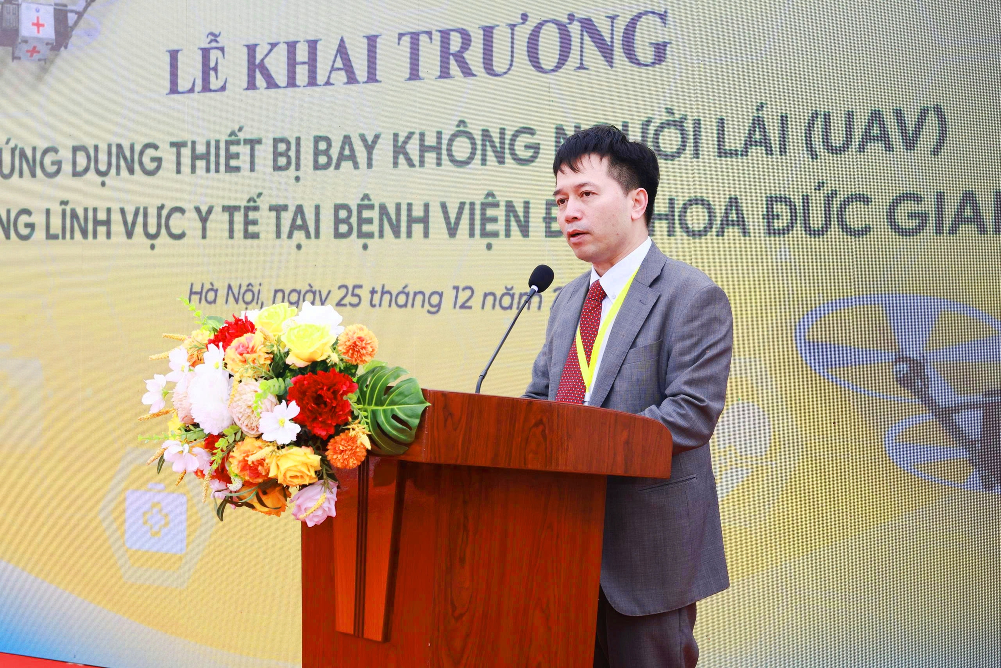 Việt Nam lần đầu tiên dùng UAV vận chuyển mẫu xét nghiệm y tế, sếp Vietnam Post khẳng định: Không phải để diễn - Ảnh 4