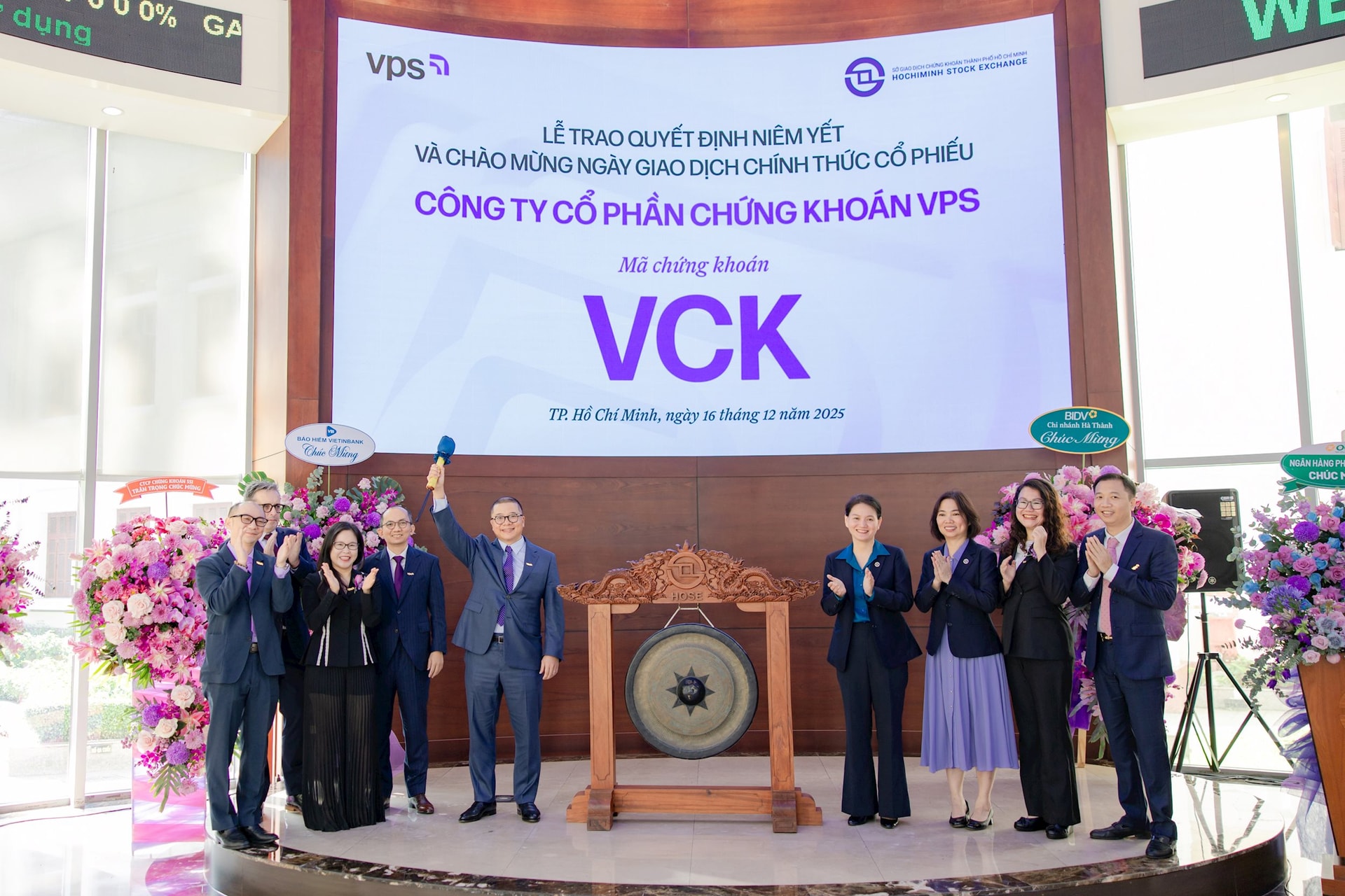 Cổ phiếu VCK của Chứng khoán VPS chính thức niêm yết trên HOSE - Ảnh 1