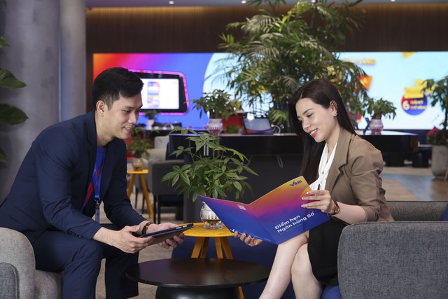 Vikki Bank hỗ trợ tài chính cho bà con vùng lũ - Ảnh 1