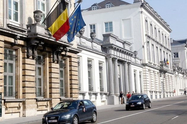 Bỉ sẽ bị cô lập cùng Hungary nếu không đồng ý tịch thu tài sản đóng băng - Ảnh 1