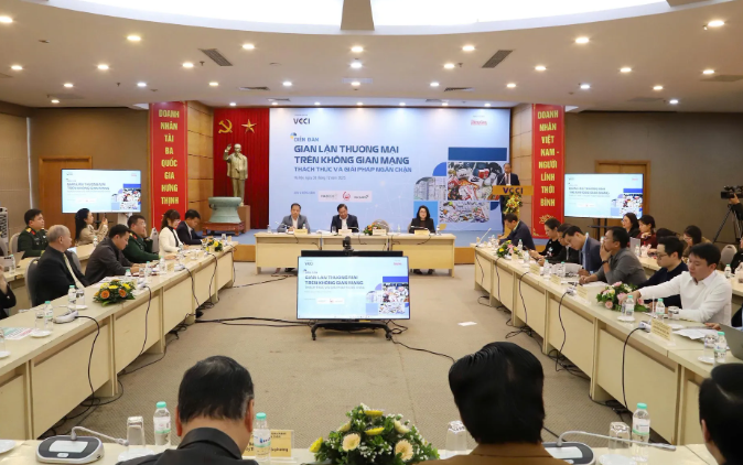 Hơn 31.000 vụ việc liên quan đến buôn lậu và gian lận thương mại trong quý 3, Việt Nam cần tăng cường chống gian lận thương mại trên không gian mạng - Ảnh 1