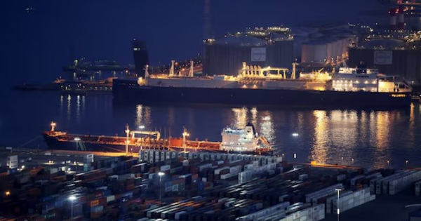 Thay thế Nga, châu Âu tìm thấy 'chân ái' là ông vua LNG của thế giới: Xuất khẩu cán mốc hơn 10 triệu tấn, giá giảm thấp nhất 1 năm