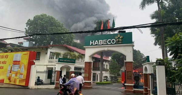 Cháy lớn tại Nhà máy Bia Hà Nội Habeco