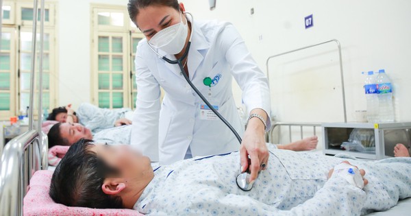 Đề xuất tăng mức đóng BHYT lên 6%, từng bước tiến tới miễn viện phí toàn dân