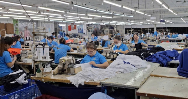 Người lao động xin nghỉ việc không lương, doanh nghiệp có được từ chối?