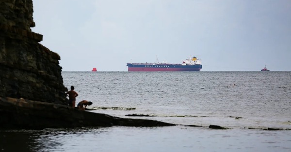Tàu hàng Nga bị tấn công ở biển Đen, Thổ Nhĩ Kỳ tuyên bố “nóng”