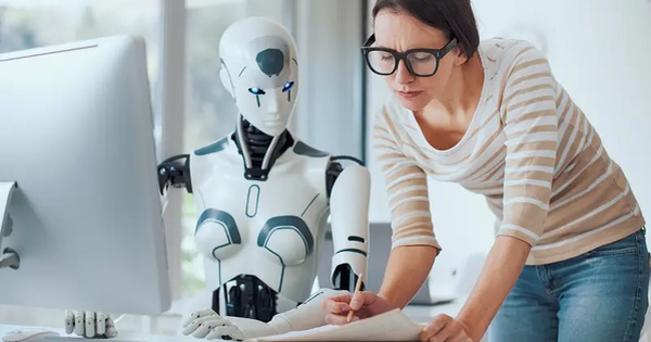 Nghề kiểm toán đối mặt sự sụp đổ của mô hình kim tự tháp, các Big4 đóng băng tuyển dụng và lương khởi điểm