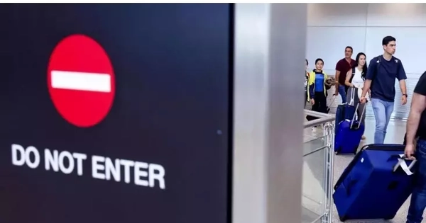 Mỹ dừng xử lý hồ sơ nhập cư từ 19 quốc gia