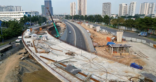 Nhiều lần bị 'tuýt còi' do chậm tiến độ, nút giao 3.400 tỷ TP.HCM hiện ra sao?