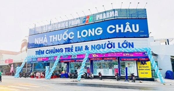 Top 10 Công ty uy tín ngành Dược 2025: FPT Long Châu vươn lên vị trí Top 3 công ty phân phối, Vinmec đứng Top 1 Bệnh viện tư nhân