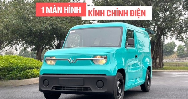 Hình chi tiết VinFast EC Van sắp bàn giao khách hàng: Nội thất tối giản, 1 màn hình, âm thanh radio, kính chỉnh điện, thùng hàng 2.600L