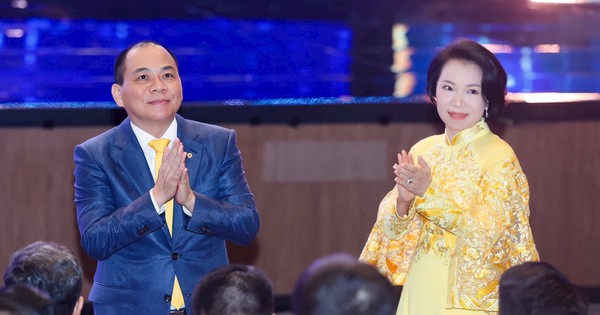 Trước mặt tỷ phú Phạm Nhật Vượng, nữ GS nhiều lần đến VN đề xuất bất ngờ tại Lễ trao giải VinFuture 2025