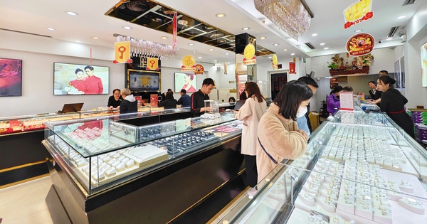 Tuần qua, giá vàng SJC, vàng nhẫn giảm: Nhà đầu tư có thể lỗ tới 4 triệu đồng/lượng sau 1 tuần