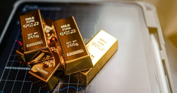 Bùng nổ với hơn 50 lần lập đỉnh trong năm 2025, giá vàng thế giới được dự báo có thể tăng tối đa 30% trong năm 2026